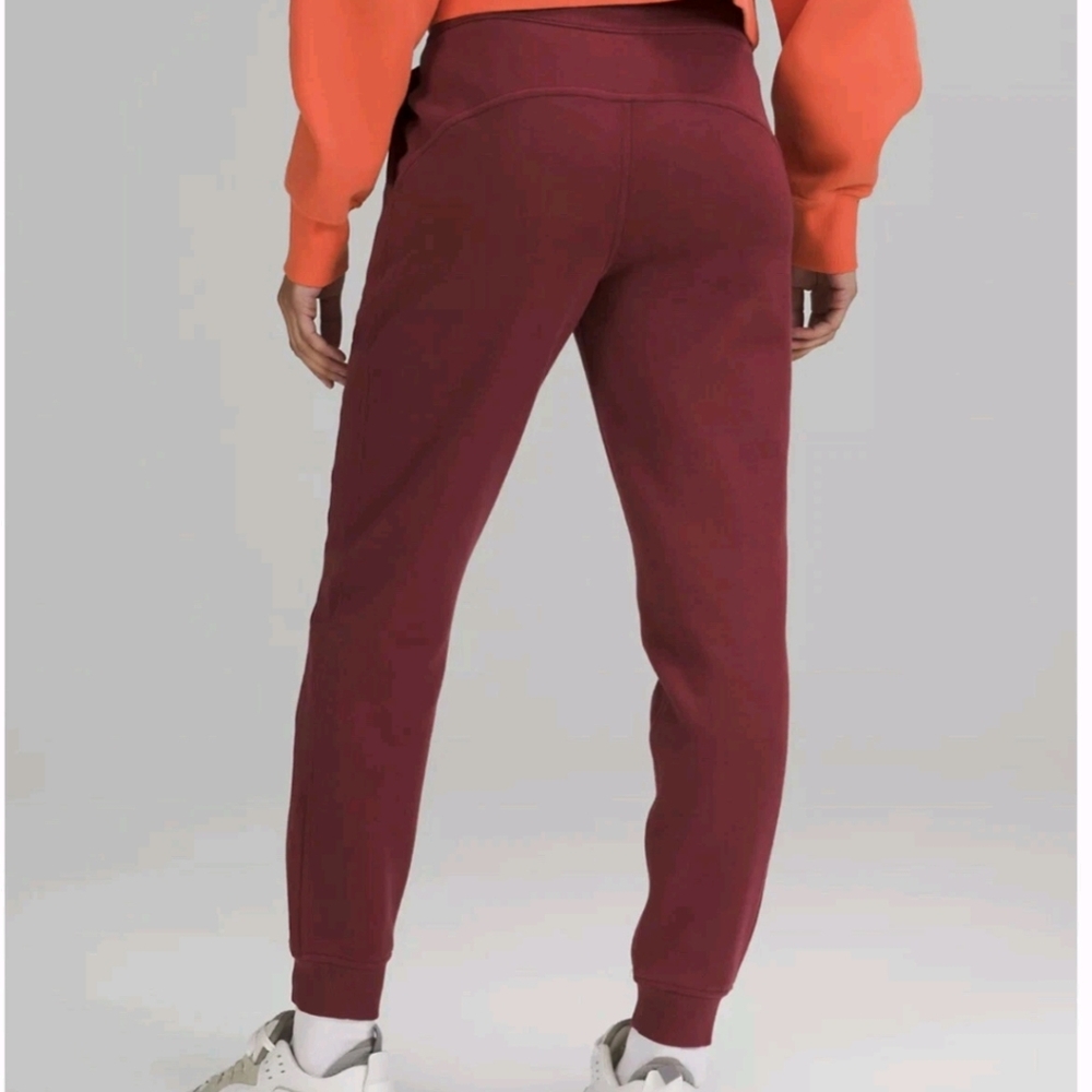Lululemon Scuba High Rose Wine Red Jogger  Size 20 - Picture 2 of 10
